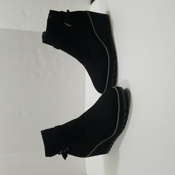 Anne Klein wedge booties sz 10